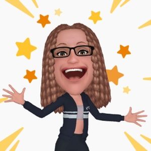 Meet your Posher, Hollie